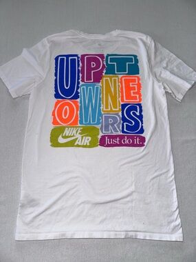 Nike White Short-Sleeve Graphic 'Uptowners' Tee - Women’s Small